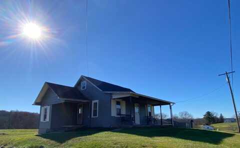 336 Walkchalk Rd, Franklin, PA 16201