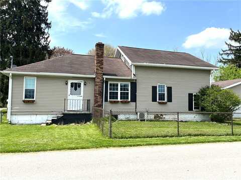 420 Church St, Harrisville, PA 16038
