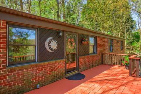 200 Pine Creek Rd, McCandless, PA 15090