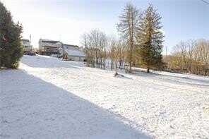 109 1st Ave, Leechburg, PA 15656