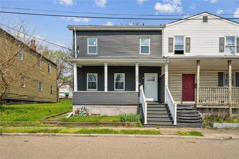 1055 Keene St, Springdale, PA 15144