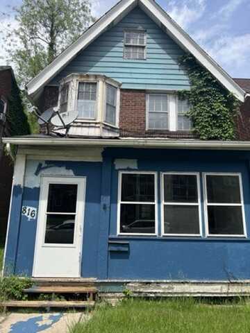 816 Franklin Ave, Aliquippa, PA 15001