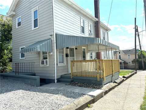 519 Roup St, Tarentum, PA 15084