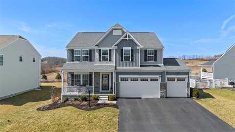 112 Sovereign Ct, Mc Donald, PA 15057