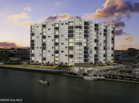322 Causeway Drive, Wrightsville Beach, NC 28480