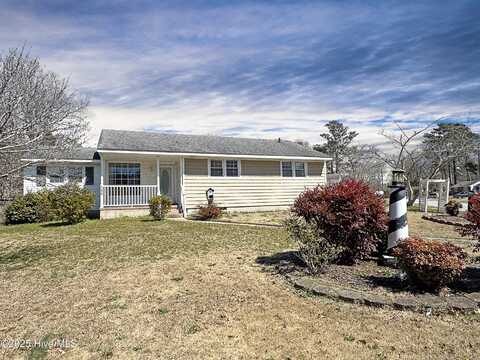 200 Banks Street, Jacksonville, NC 28540