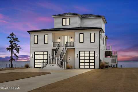 546 S Brightleaf Drive, Minnesott Beach, NC 28510