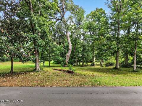 9088 Forest Drive SW, Sunset Beach, NC 28468