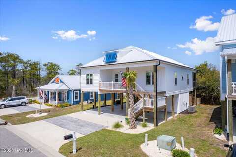 103 Island Palms Drive, Carolina Beach, NC 28428