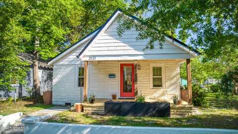 2121 Gibson Avenue, Wilmington, NC 28403