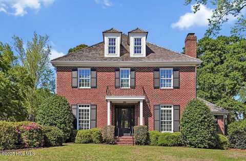 2205 Ocean Point Drive, Wilmington, NC 28405