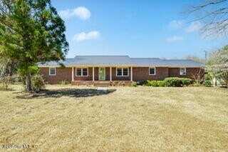 490 Jonestown Road, Wallace, NC 28466