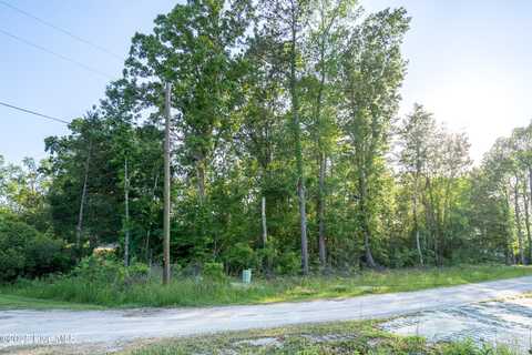155 Cedar Drive, Oriental, NC 28571