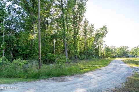 155 Cedar Drive, Oriental, NC 28571