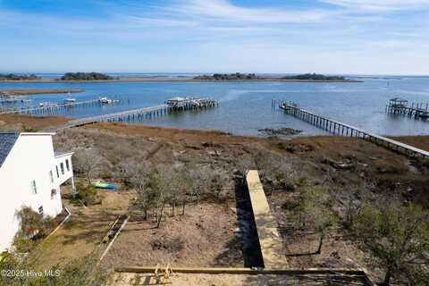 1632 Sound Watch Drive, Wilmington, NC 28412