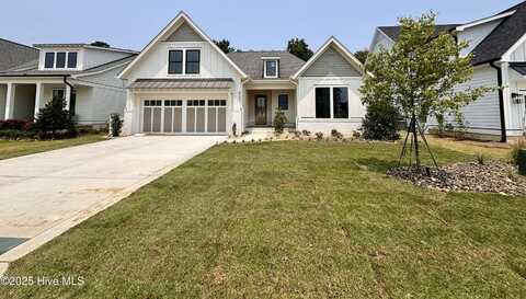 8257 Winding Creek Circle, Wilmington, NC 28411