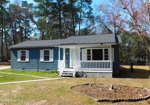 12102 X Way Road, Laurinburg, NC 28352