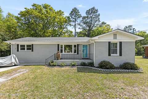 806 Parkway Boulevard, Wilmington, NC 28412