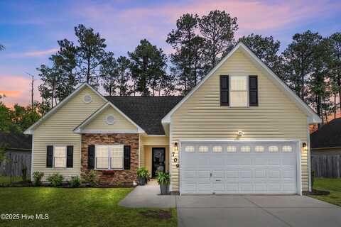 709 Savannah Drive, Jacksonville, NC 28546