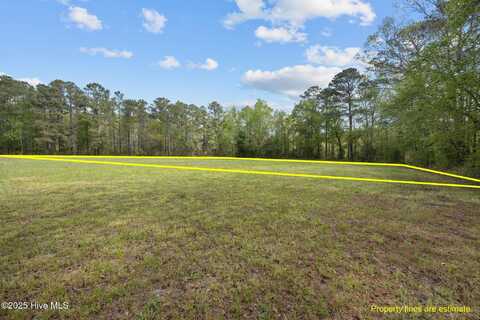 L12 Five Mile Road, Richlands, NC 28574