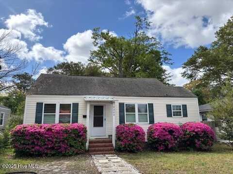 2304 Princess Place Drive, Wilmington, NC 28405