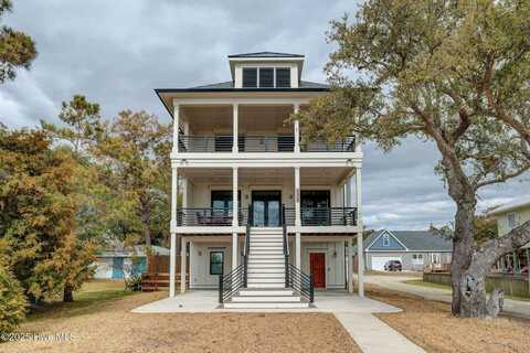 476 Andrews Road, Hampstead, NC 28443