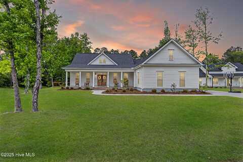 469 Winding Creek Road, Rocky Point, NC 28457