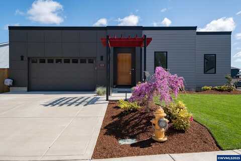 1379 Natalie Ct, Monmouth, OR 97361
