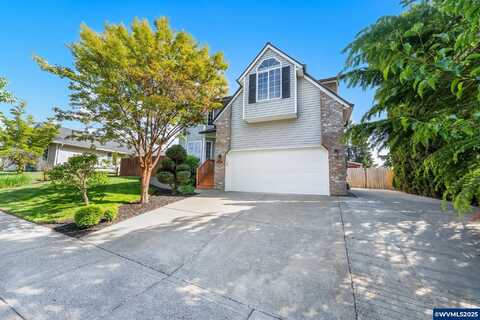 2124 Baines Bl, Hubbard, OR 97032
