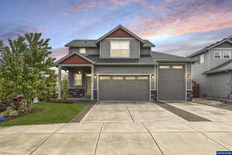 1779 SE Academy St, Dallas, OR 97338