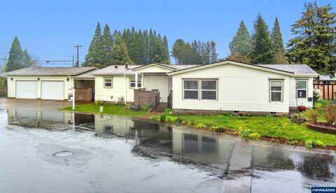 689 NE Royalty Cir, Salem, OR 97301