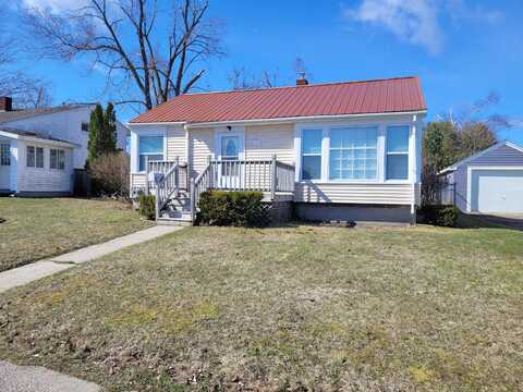 685 S 2nd Street, Rogers City, MI 49779