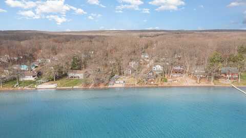 2958 D W Higgins Lake Drive, Roscommon, MI 48653