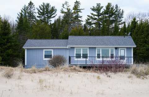 1220 North Lake Huron Shore Drive, Harrisville, MI 48740
