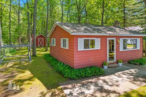 2931 Boulan Drive, Lewiston, MI 49756