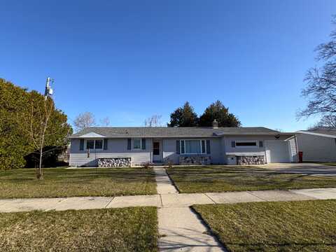 2141 S First Avenue, Alpena, MI 49707