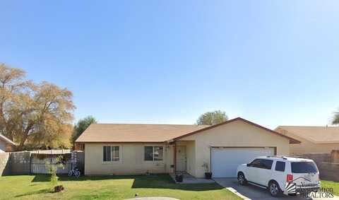 2155 S 44 DR, Yuma, AZ 85364