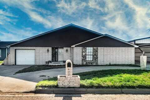 402 Beach Avenue, Friona, TX 79035