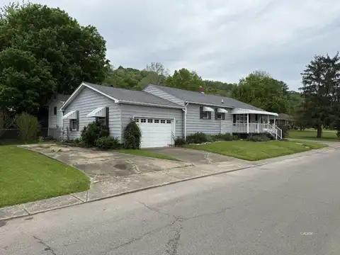 1099 Teodora Ave, Gallipolis, OH 45631