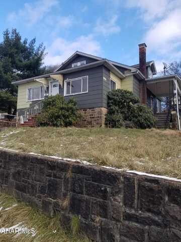 512 Foster Street, Gallitzin, PA 16641