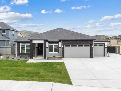 7954 Gilbert ST, West Richland, WA 99353