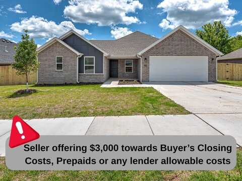 55 W Watson LN, Farmington, AR 72730