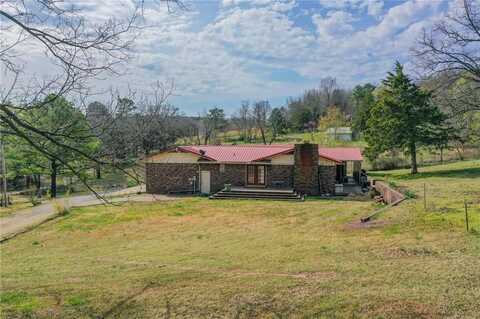210 Gaskill ST, Huntsville, AR 72740