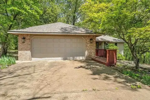 2 Stratfield LN, Bella Vista, AR 72714