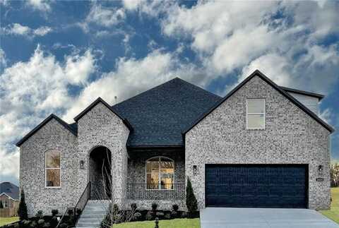 2823 N Grey Squirrel DR, Fayetteville, AR 72704