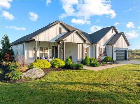 639 NC 1625, Compton, AR 72624
