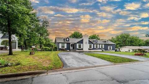 2520 S 22nd ST, Fort Smith, AR 72901