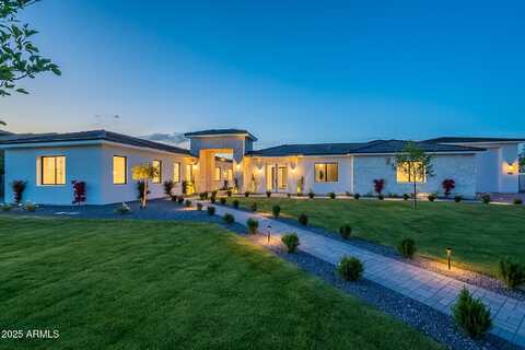 3950 E AUGUSTA Avenue, Queen Creek, AZ 85142