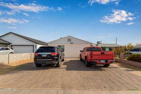 2747 E WIER Avenue, Phoenix, AZ 85040