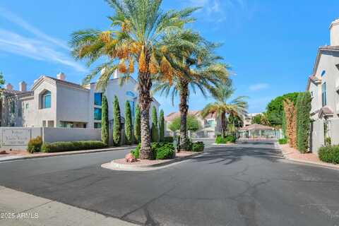 7580 E EARLL Drive, Scottsdale, AZ 85251